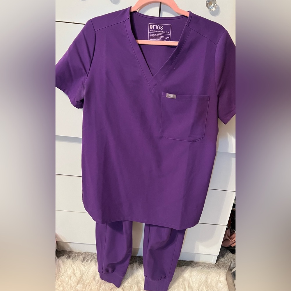 FIGS digital grape scrub set